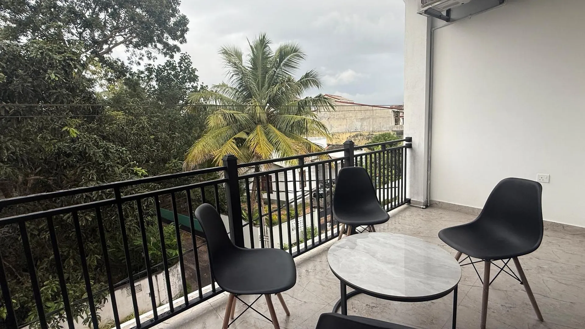 Aloe Transit Hotel Katunayake