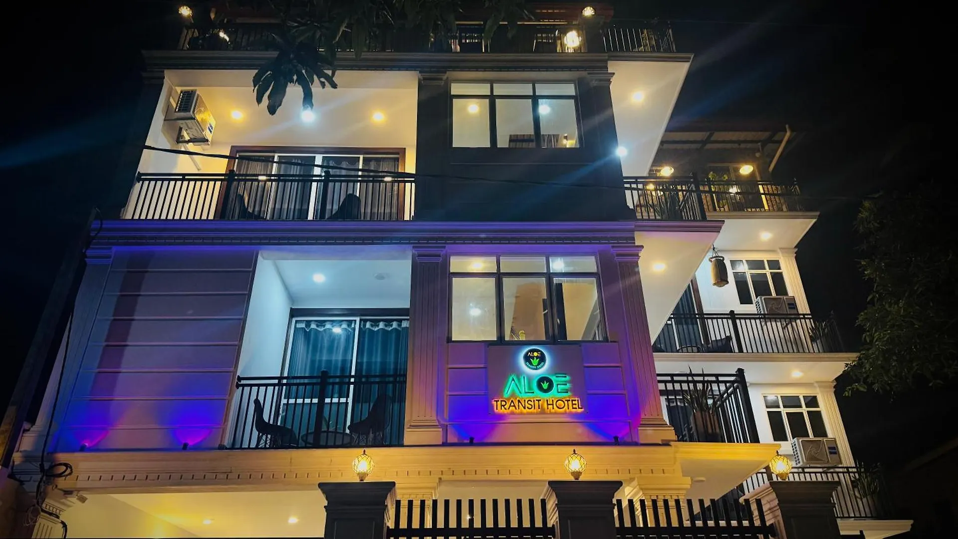 Aloe Transit Hotel Katunayake Bed & Breakfast